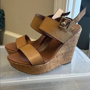 Steve Madden Tan Wedge Sandals Size 9